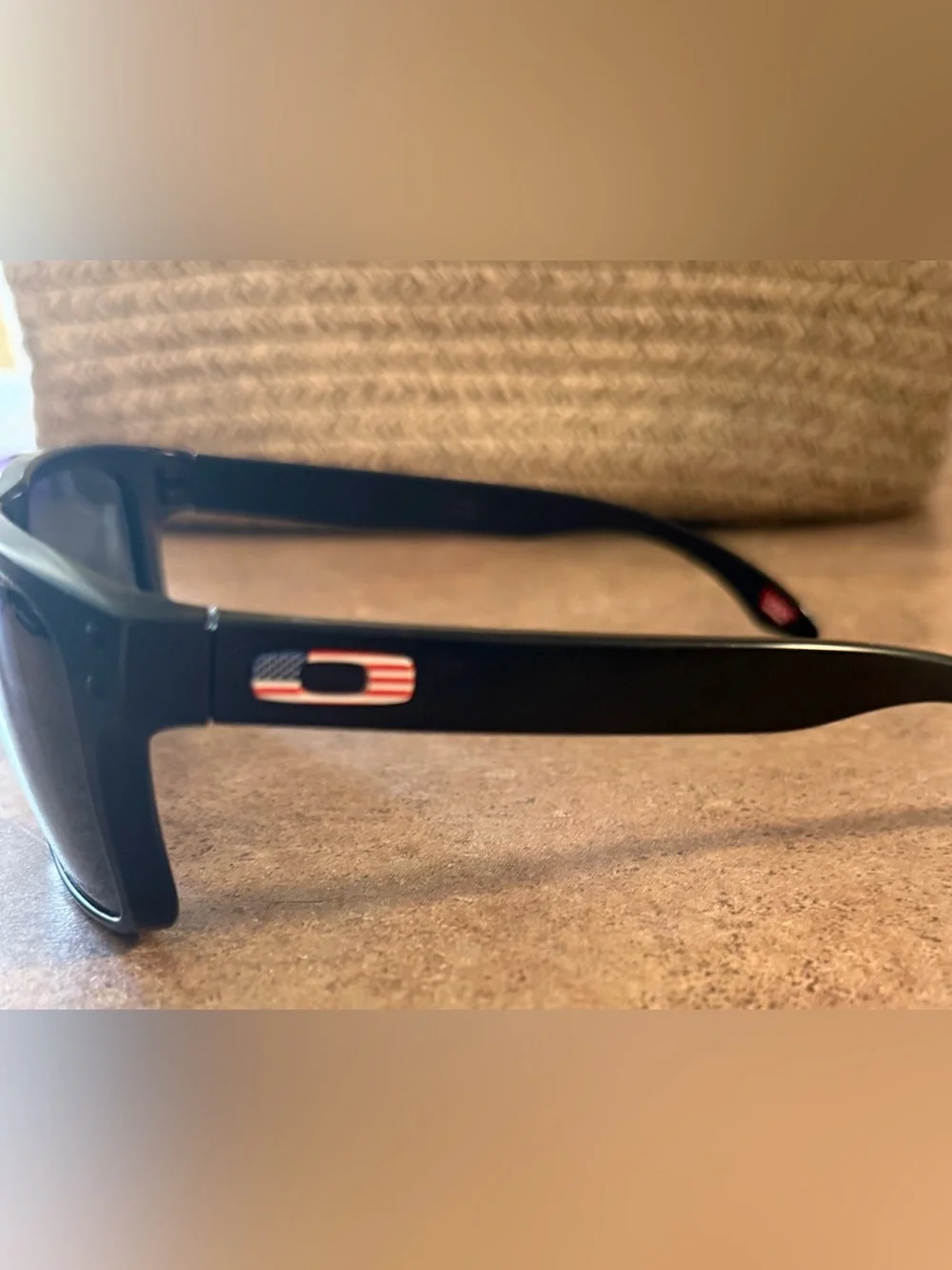 Men’s Vintage Oakley Sunglasses
